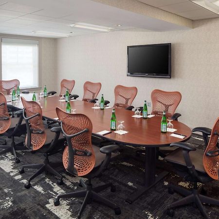 Doubletree Suites By Hilton Hotel Detroit Downtown - Fort Shelby Extérieur photo