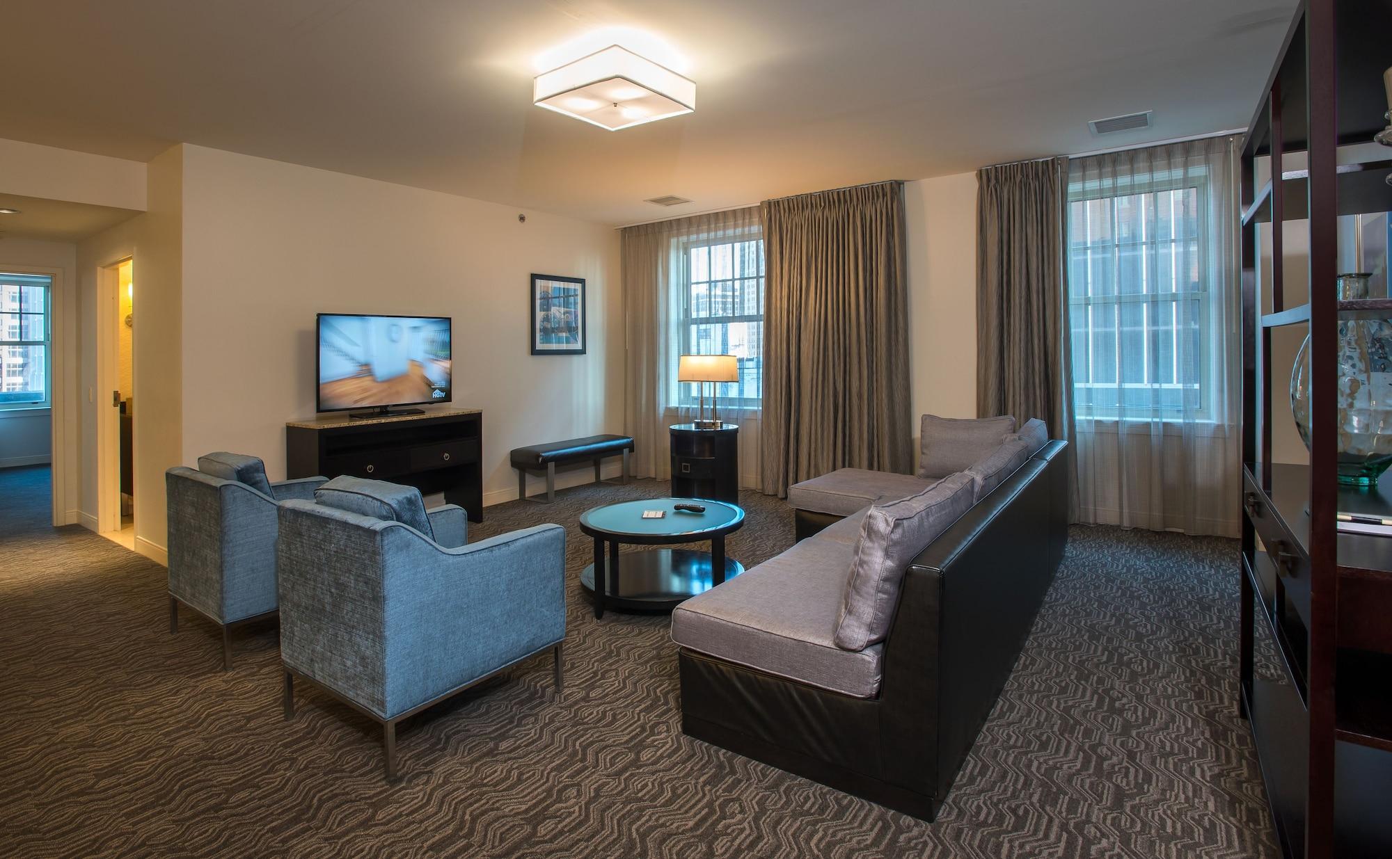Doubletree Suites By Hilton Hotel Detroit Downtown - Fort Shelby Extérieur photo