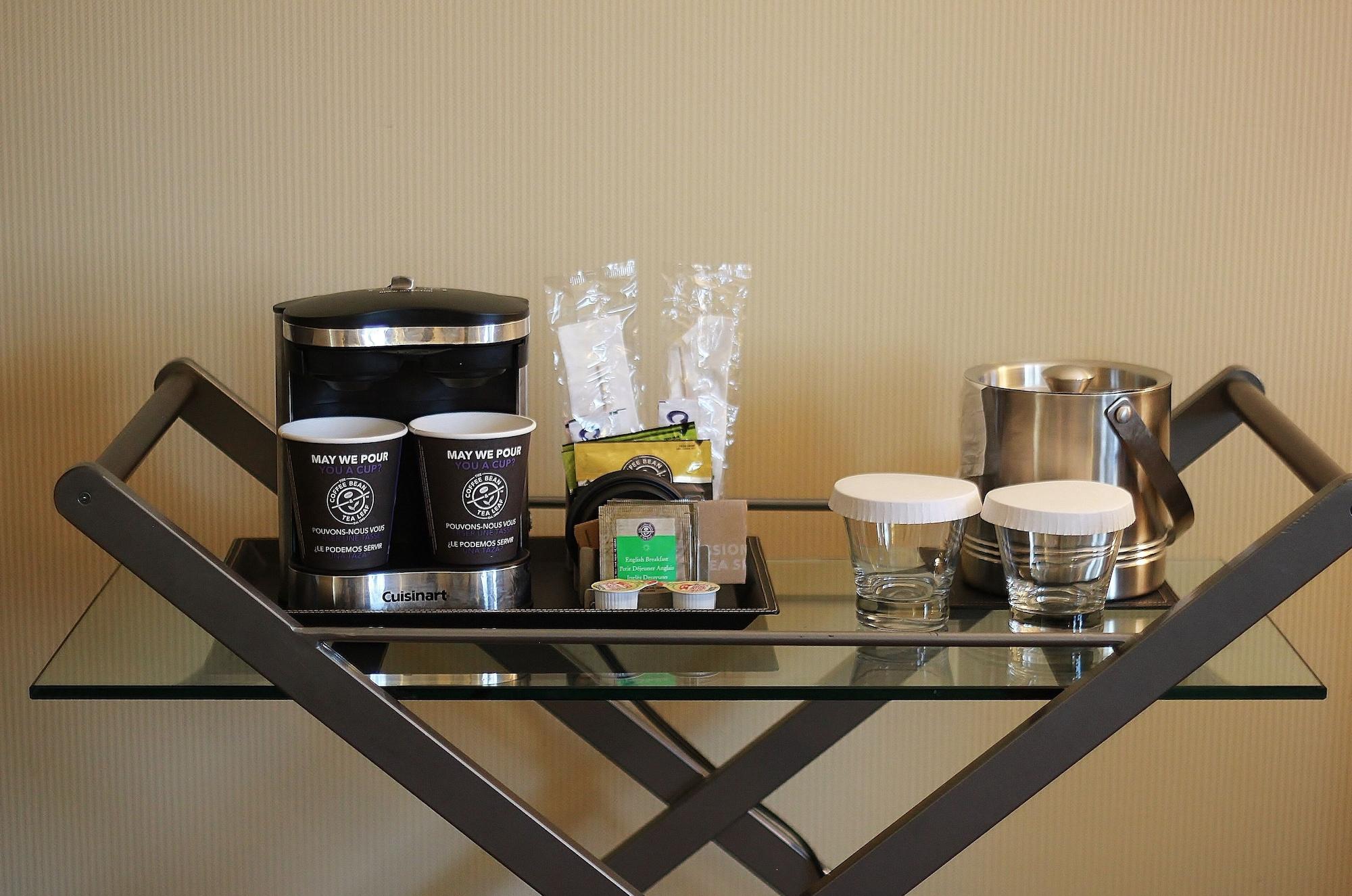 Doubletree Suites By Hilton Hotel Detroit Downtown - Fort Shelby Extérieur photo