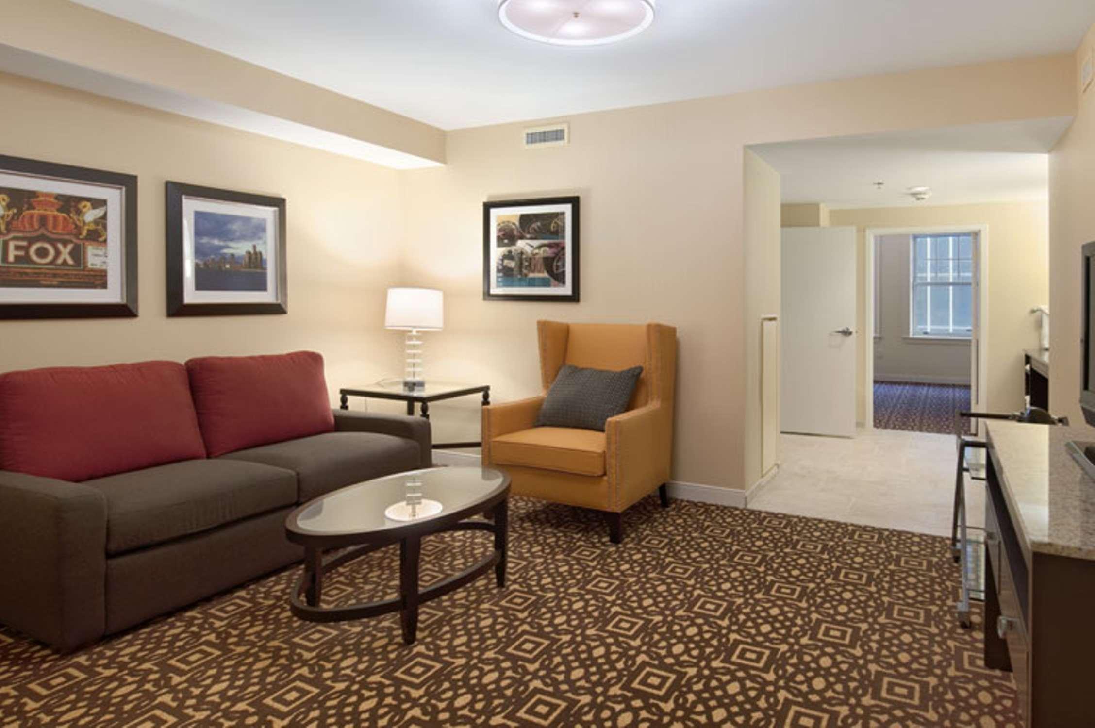 Doubletree Suites By Hilton Hotel Detroit Downtown - Fort Shelby Chambre photo