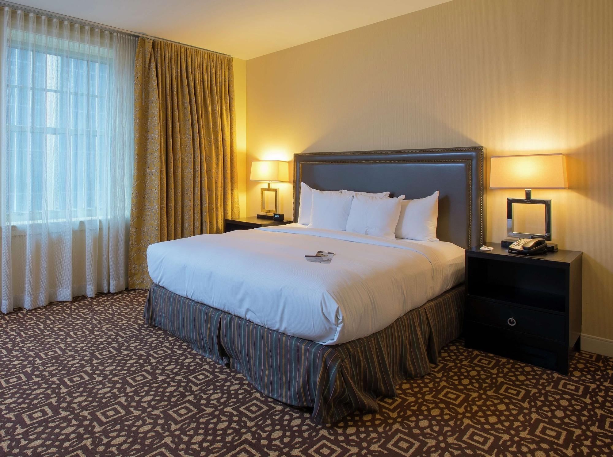 Doubletree Suites By Hilton Hotel Detroit Downtown - Fort Shelby Extérieur photo