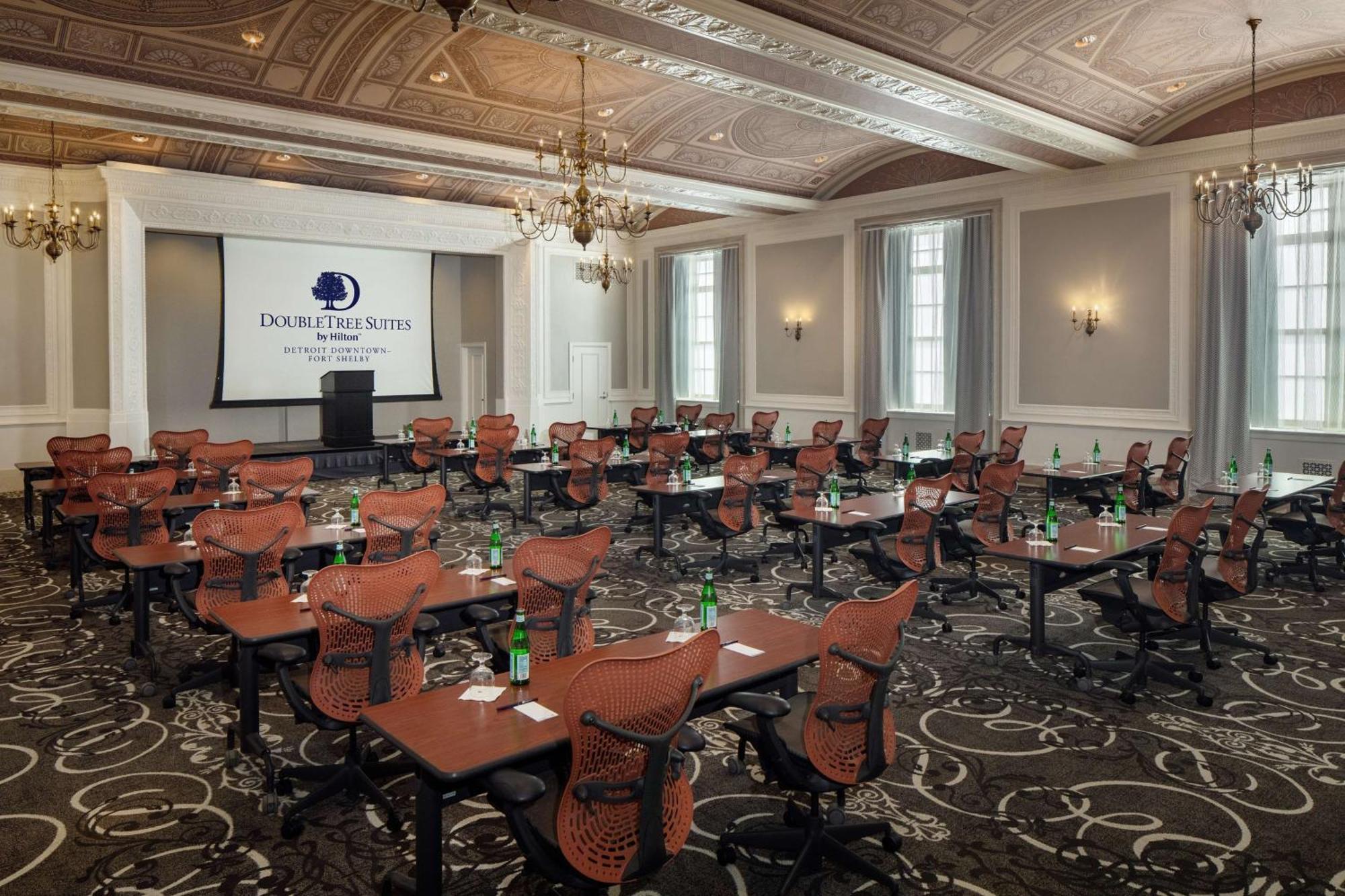 Doubletree Suites By Hilton Hotel Detroit Downtown - Fort Shelby Extérieur photo