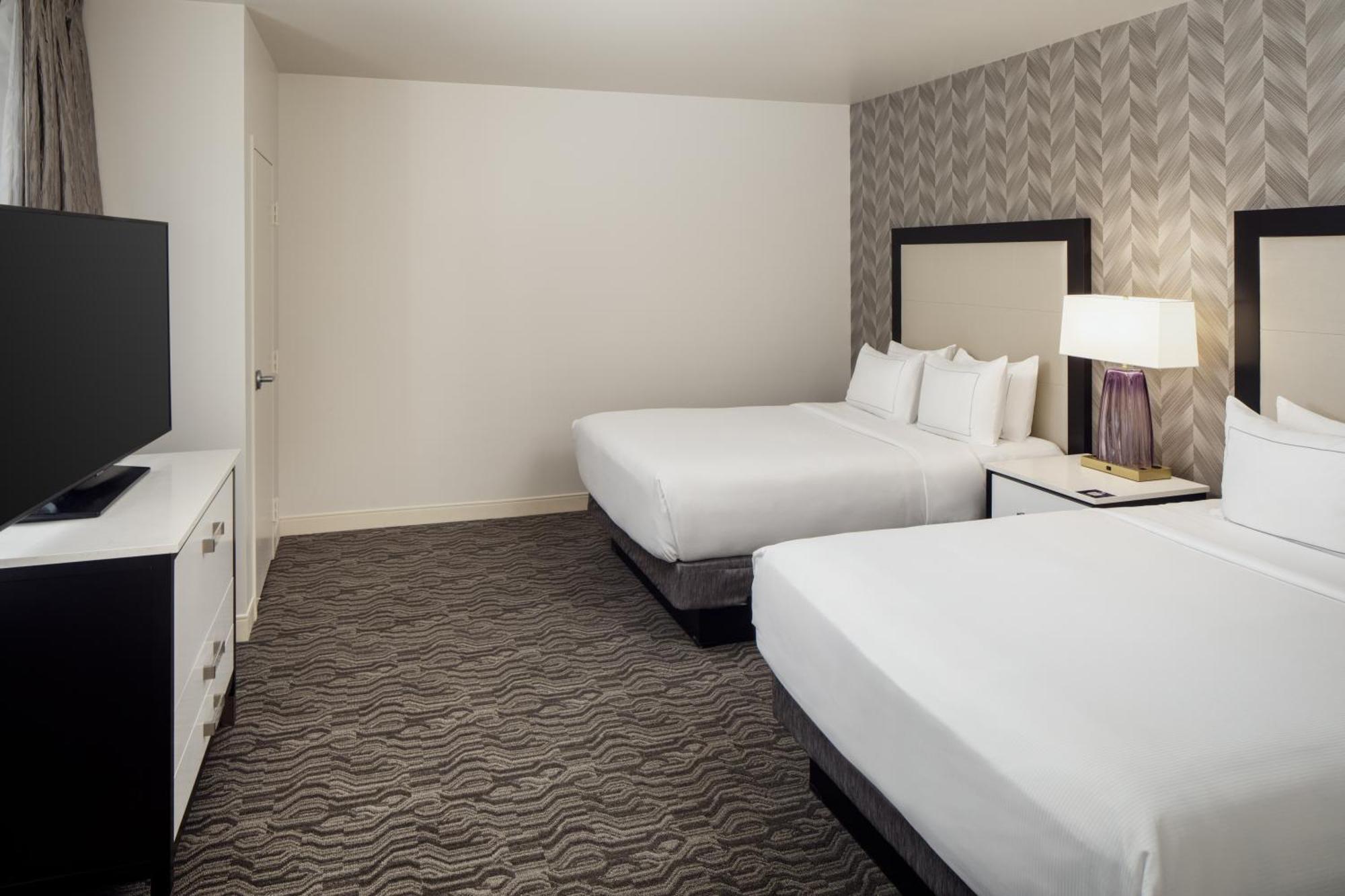 Doubletree Suites By Hilton Hotel Detroit Downtown - Fort Shelby Extérieur photo