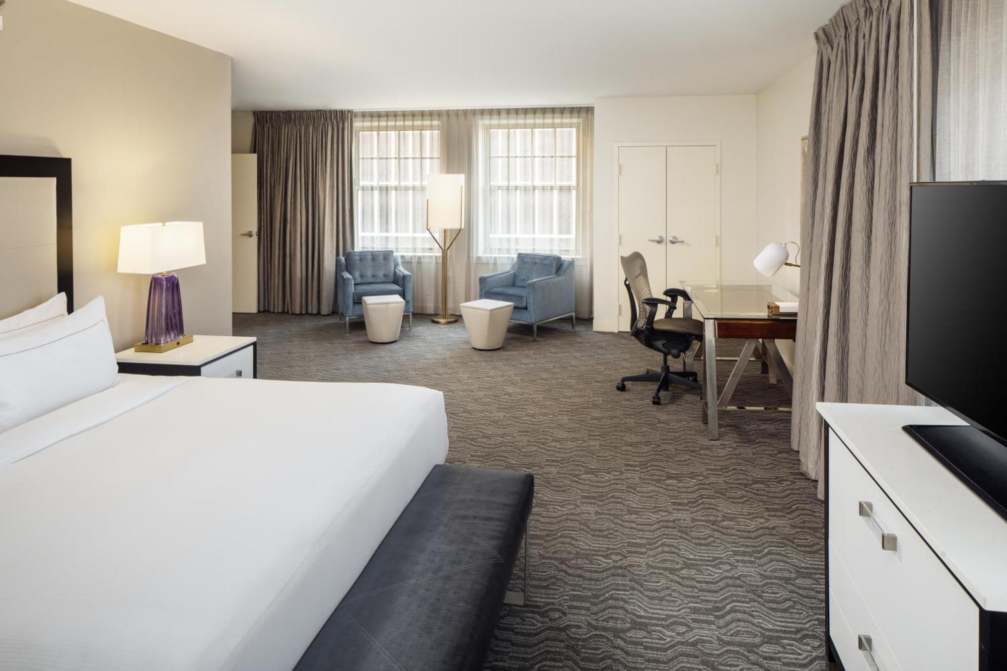 Doubletree Suites By Hilton Hotel Detroit Downtown - Fort Shelby Extérieur photo